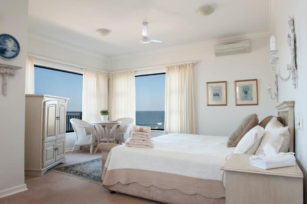 Fairlight Beach House Umdloti Room photo